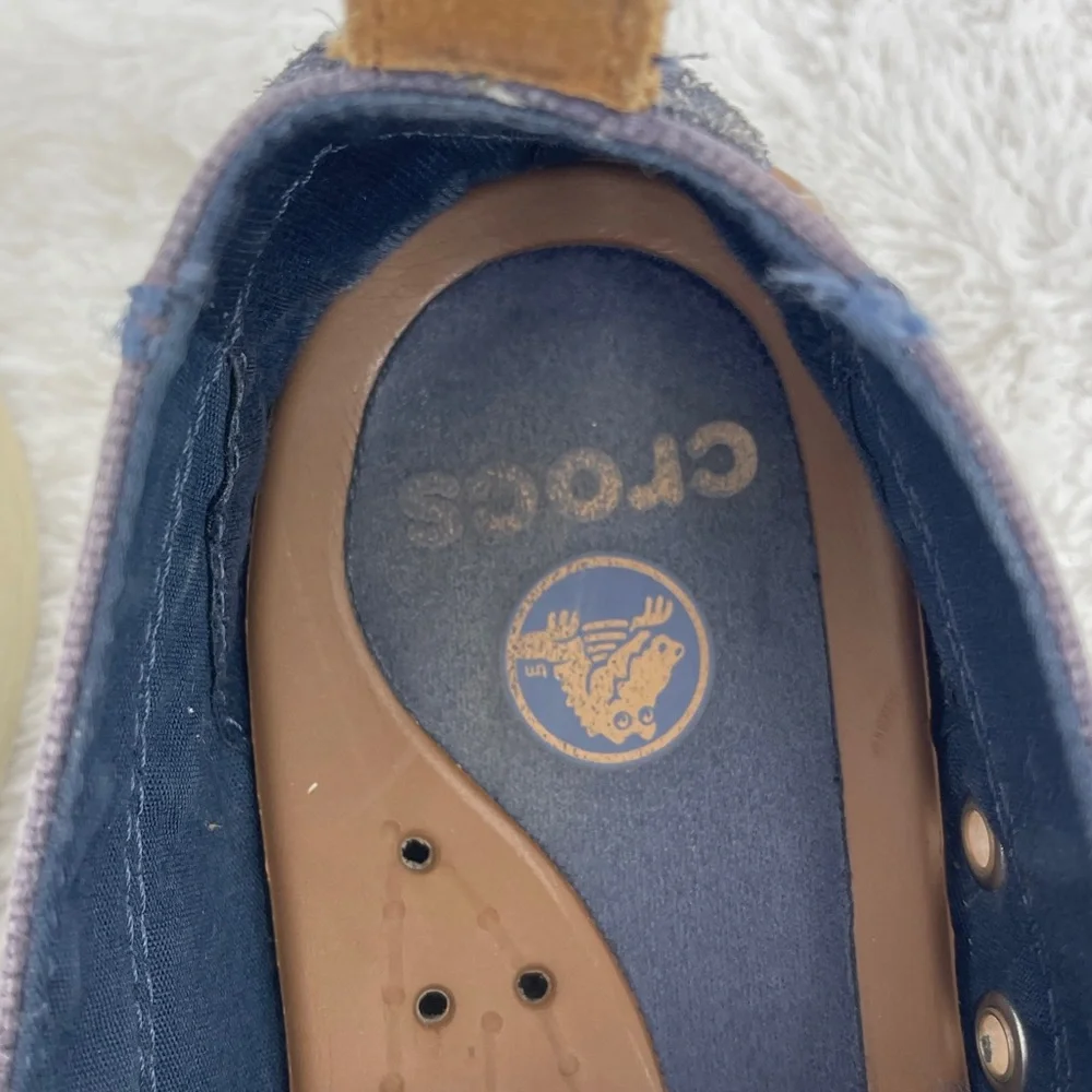 CROCS Navy and Tan Slip-On Loafers MENS SIZE 7